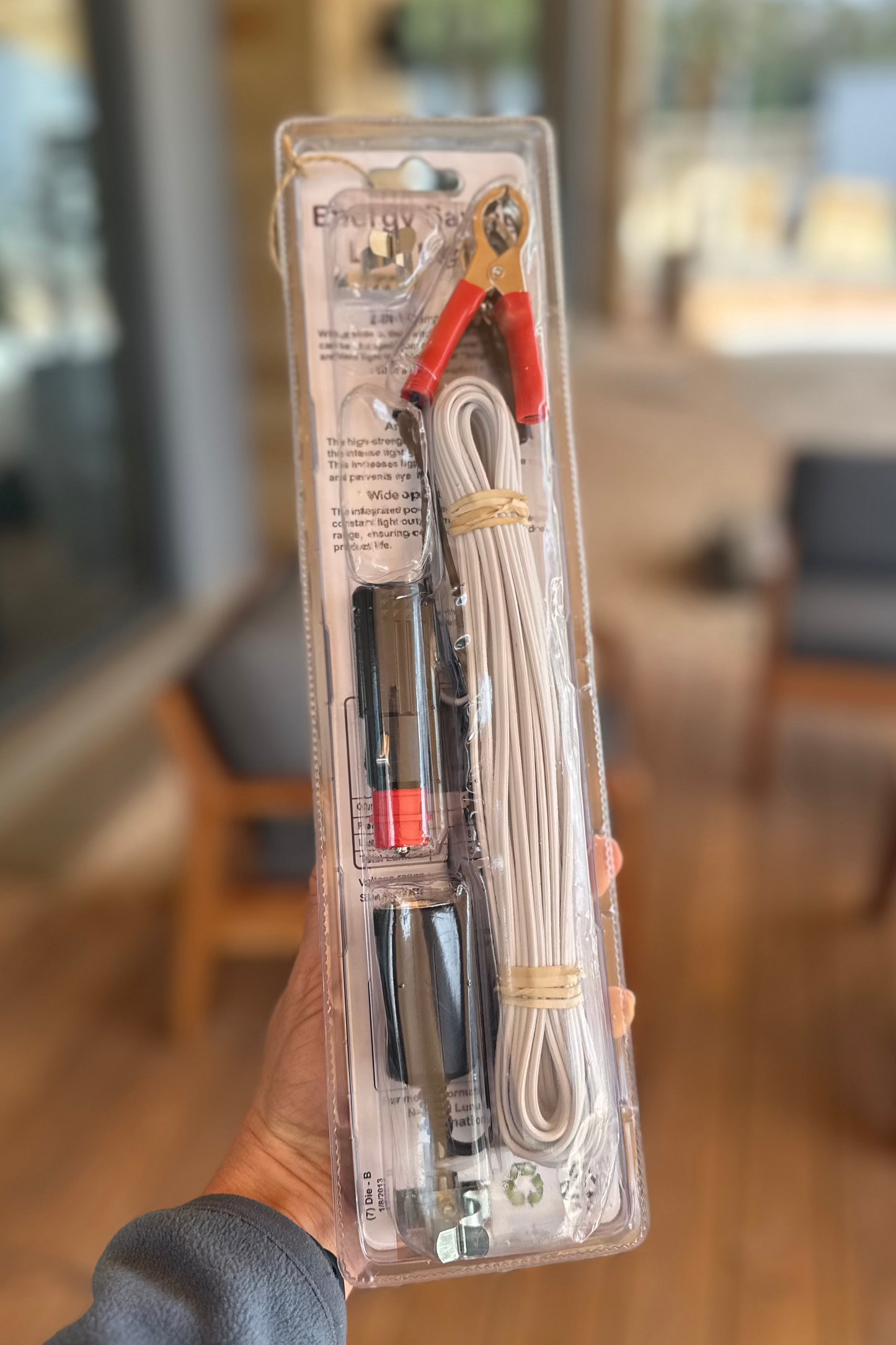 National Luna 27*LED clip on light