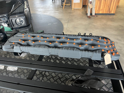 BC Roof Rack Maxtrax Brackets Flat