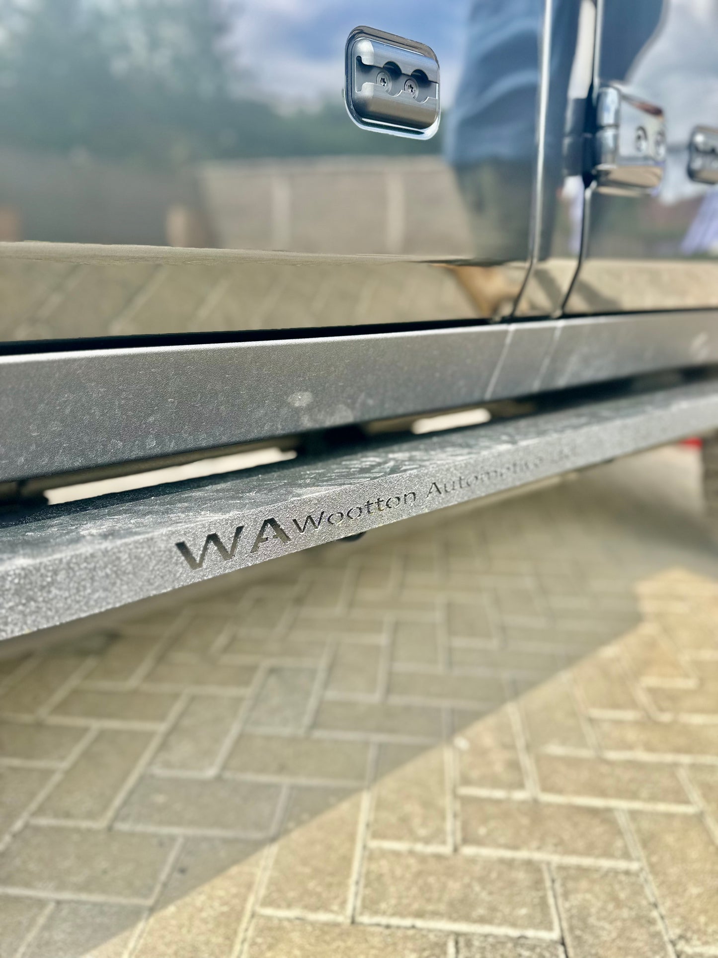 WA Grenadier SW Rock Slider Bolt on Side Step Set